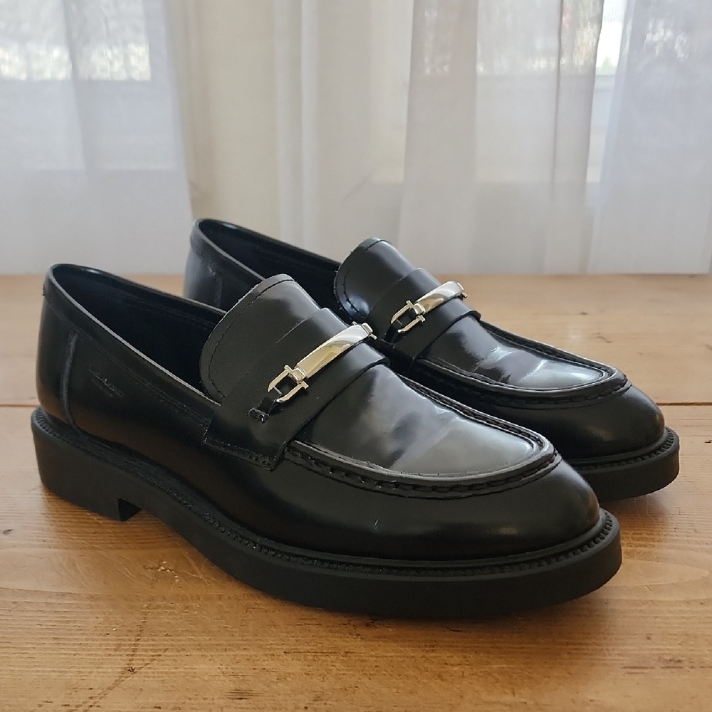 Vegabond Shoemakers Black Alex Loafers - Picture 4 of 13